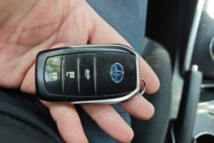 Used Toyota Corolla Hybrid E+ 2019 1.8L E-CVT Leading Edition Vehicle Key