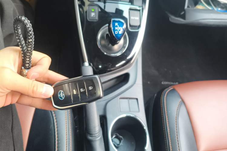 Used Toyota Corolla Hybrid E+ 2019 1.8L E-CVT Leading Edition Vehicle Key
