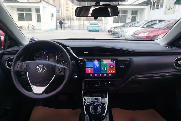 Used Toyota Corolla Hybrid E+ 2019 1.8L E-CVT Leading Edition Center Console