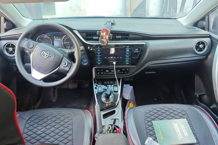 Used Toyota Corolla Hybrid E+ 2019 1.8L E-CVT Leading Edition Center Console