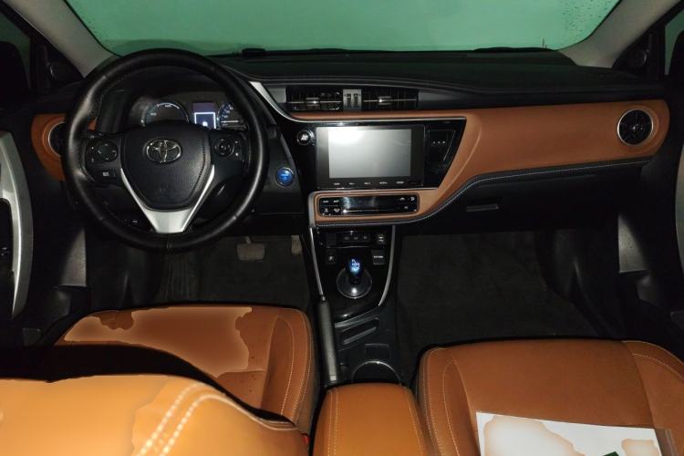 Used Toyota Corolla Hybrid E+ 2019 1.8L E-CVT Luxury Edition Center Console