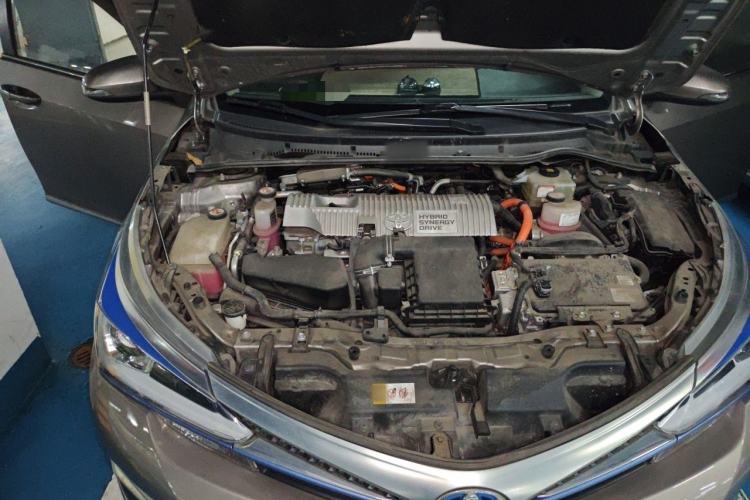 Used Toyota Corolla Hybrid E+ 2019 1.8L E-CVT Luxury Edition Engine Bay Right