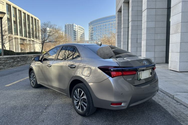 Used Toyota Corolla Hybrid E+ 2019 1.8L E-CVT Leading Edition Exterior 5
