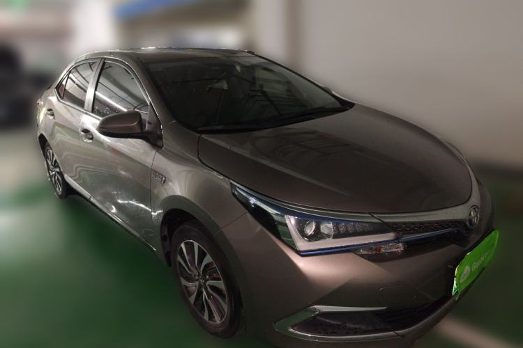 Used Toyota Corolla Hybrid E+ 2019 1.8L E-CVT Luxury Edition Front Right 45 Deg