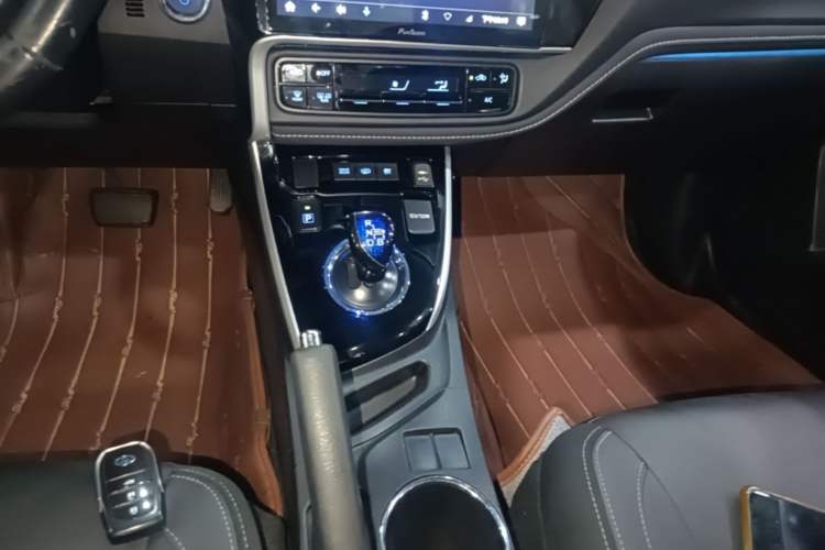 Used Toyota Corolla Hybrid E+ 2019 1.8L E-CVT Luxury Edition Gear Lever