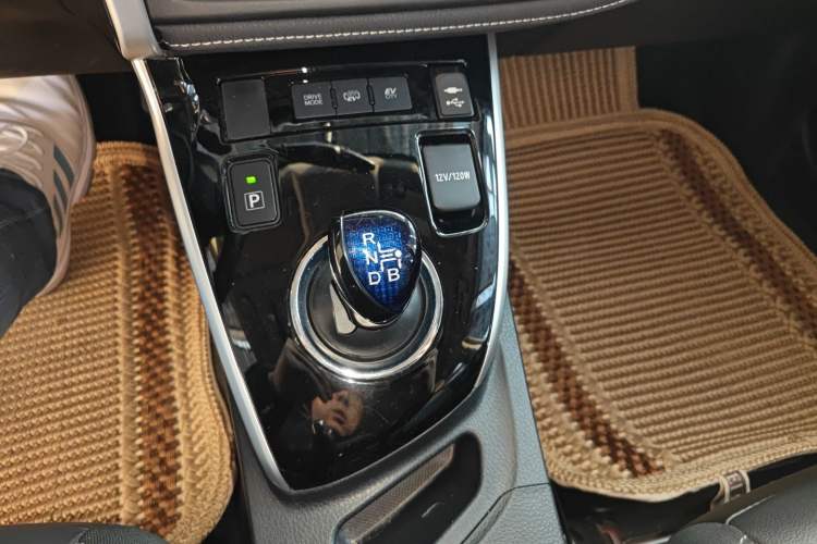 Used Toyota Corolla Hybrid E+ 2019 1.8L E-CVT Luxury Edition Gear Lever