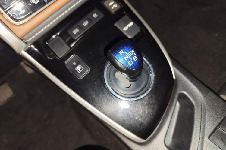 Used Toyota Corolla Hybrid E+ 2019 1.8L E-CVT Luxury Edition Gear Lever