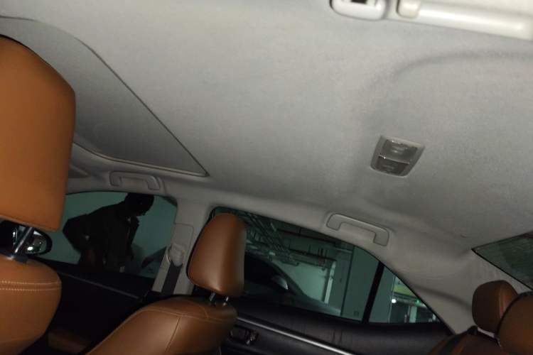 Used Toyota Corolla Hybrid E+ 2019 1.8L E-CVT Luxury Edition Headliner