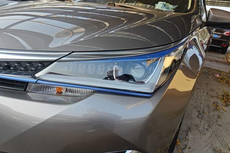 Used Toyota Corolla Hybrid E+ 2019 1.8L E-CVT Luxury Edition Left Front Headlight