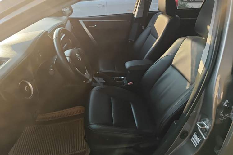 Used Toyota Corolla Hybrid E+ 2019 1.8L E-CVT Luxury Edition Left Front Seat