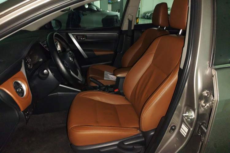 Used Toyota Corolla Hybrid E+ 2019 1.8L E-CVT Luxury Edition Left Front Seat