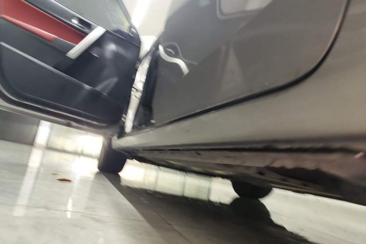 Used Toyota Corolla Hybrid E+ 2019 1.8L E-CVT Leading Edition Left Side Sill