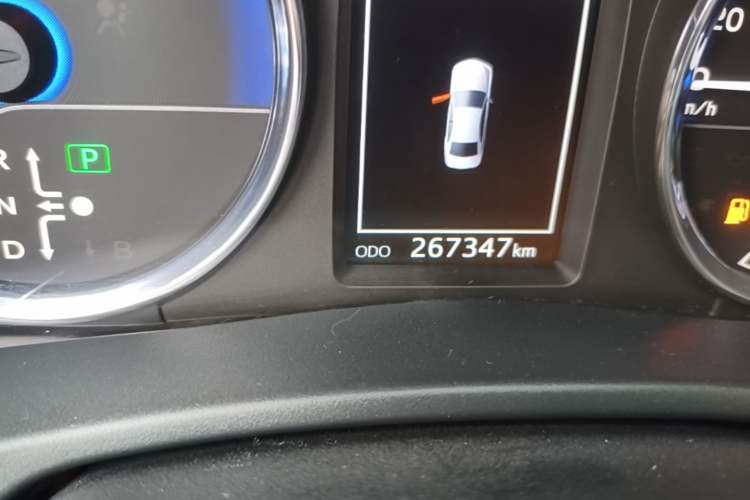 Used Toyota Corolla Hybrid E+ 2019 1.8L E-CVT Leading Edition Odometer Close Up
