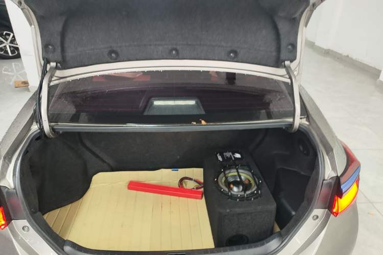 Used Toyota Corolla Hybrid E+ 2019 1.8L E-CVT Leading Edition Trunk