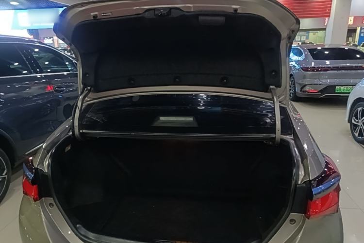 Used Toyota Corolla Hybrid E+ 2019 1.8L E-CVT Luxury Edition Trunk