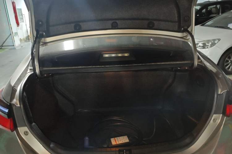 Used Toyota Corolla Hybrid E+ 2019 1.8L E-CVT Luxury Edition Trunk