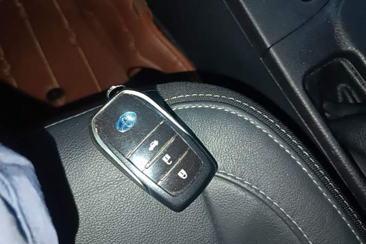 Used Toyota Corolla Hybrid E+ 2019 1.8L E-CVT Luxury Edition Vehicle Key