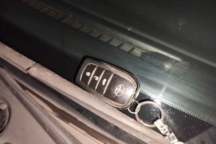 Used Toyota Corolla Hybrid E+ 2019 1.8L E-CVT Luxury Edition Vehicle Key