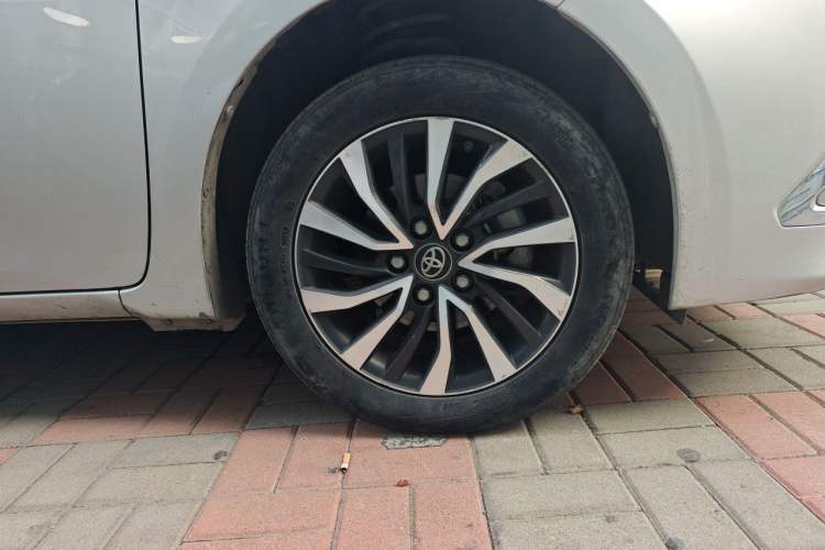 Used Toyota Corolla Hybrid E+ 2019 1.8L E-CVT Pioneer Edition Right Front Wheel Hub