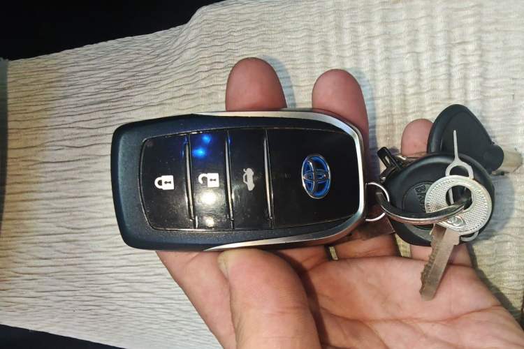 Used Toyota Corolla Hybrid E+ 2019 1.8L E-CVT Pioneer Edition Vehicle Key