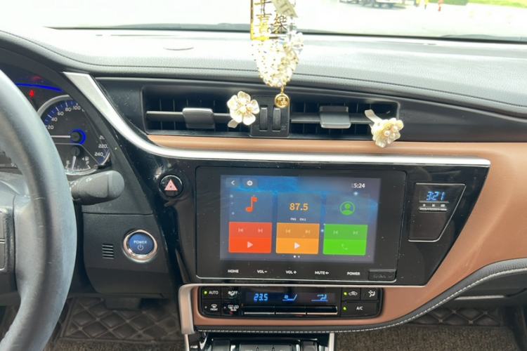 Used Toyota Corolla Hybrid E+ 2019 1.8L E-CVT Luxury Edition Audio And AC Panel