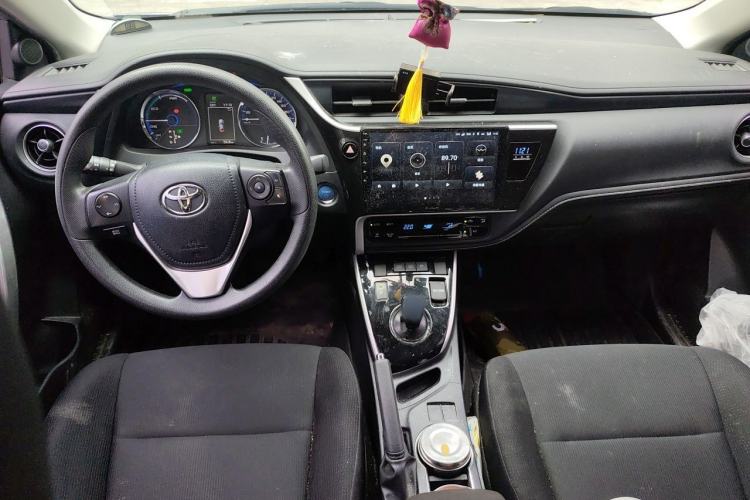Used Toyota Corolla Hybrid E+ 2019 1.8L E-CVT Leading Edition Center Console