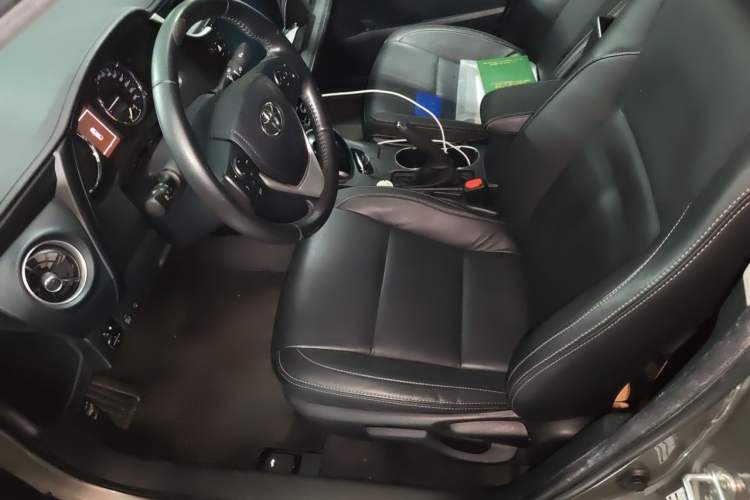 Used Toyota Corolla Hybrid E+ 2019 1.8L E-CVT Luxury Edition Driver Seat
