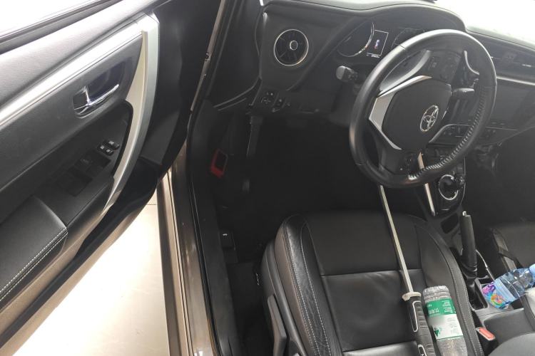 Used Toyota Corolla Hybrid E+ 2019 1.8L E-CVT Luxury Edition Driver Seat