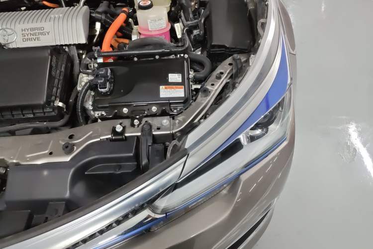 Used Toyota Corolla Hybrid E+ 2019 1.8L E-CVT Luxury Edition Engine Bay Left