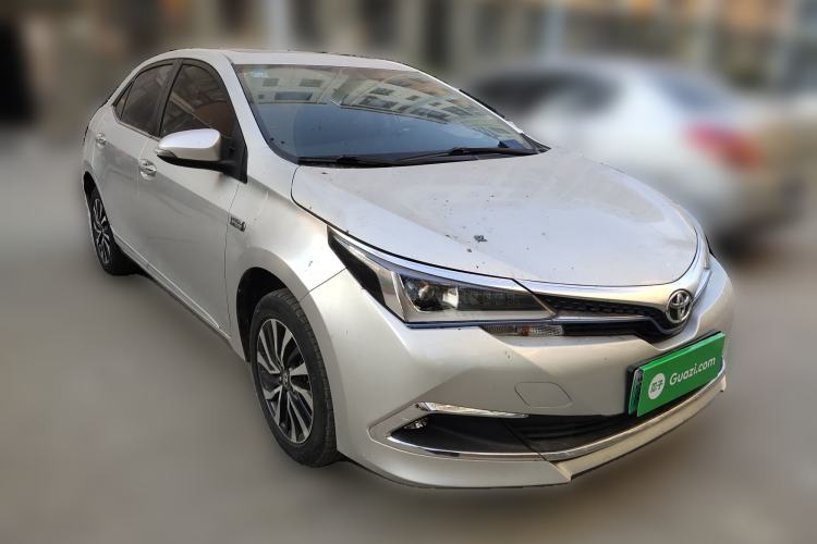 Used Toyota Corolla Hybrid E+ 2019 1.8L E-CVT Luxury Edition Front Right 45 Deg