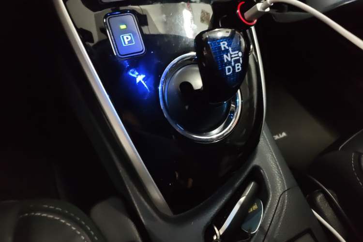 Used Toyota Corolla Hybrid E+ 2019 1.8L E-CVT Luxury Edition Gear Lever