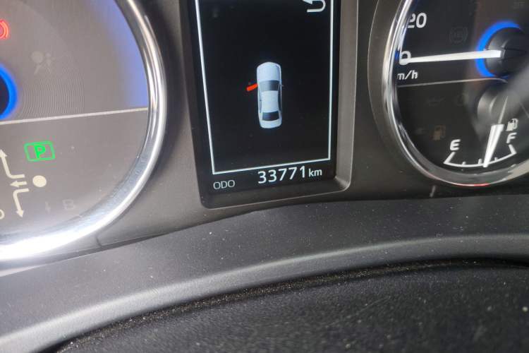 Used Toyota Corolla Hybrid E+ 2019 1.8L E-CVT Leading Edition Odometer Close Up