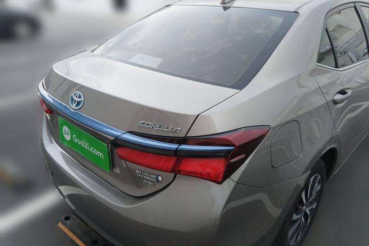 Used Toyota Corolla Hybrid E+ 2019 1.8L E-CVT Leading Edition Rear Right 45 Deg