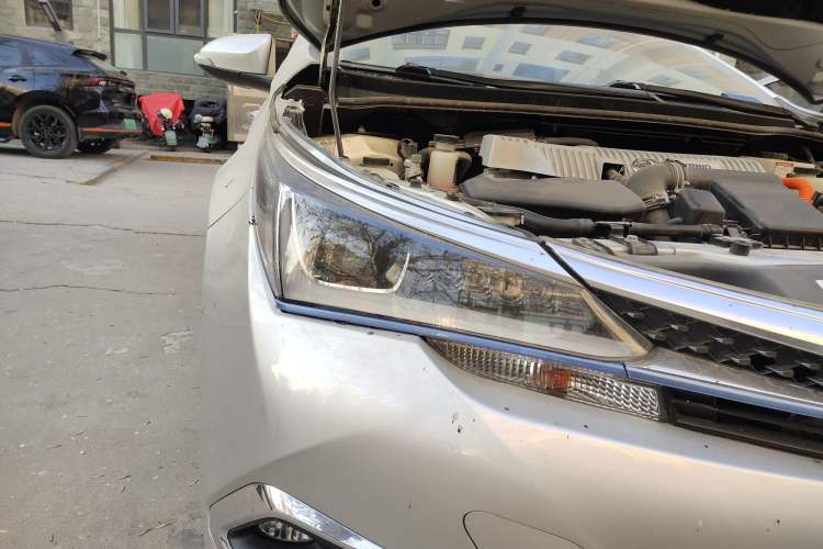 Used Toyota Corolla Hybrid E+ 2019 1.8L E-CVT Luxury Edition Right Front Headlight