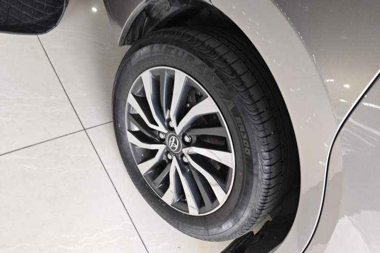Used Toyota Corolla Hybrid E+ 2019 1.8L E-CVT Luxury Edition Right Rear Wheel Hub