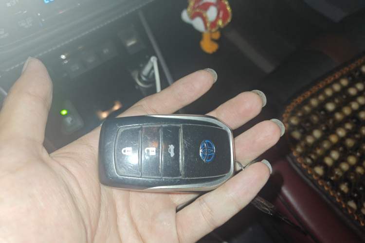 Used Toyota Corolla Hybrid E+ 2019 1.8L E-CVT Leading Edition Vehicle Key