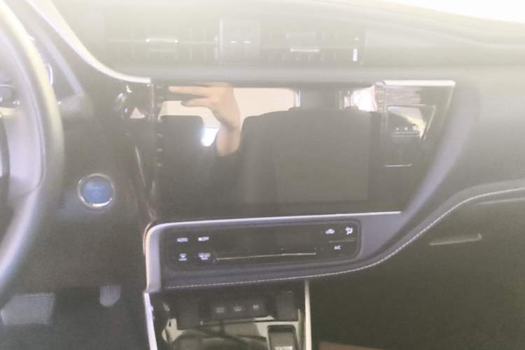 Used Toyota Corolla Hybrid E+ 2019 1.8L E-CVT Leading Edition Audio And AC Panel