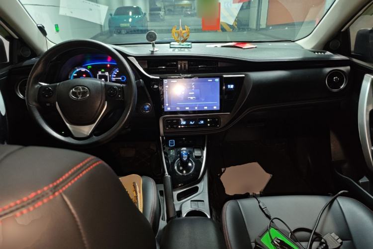 Used Toyota Corolla Hybrid E+ 2019 1.8L E-CVT Leading Edition Center Console