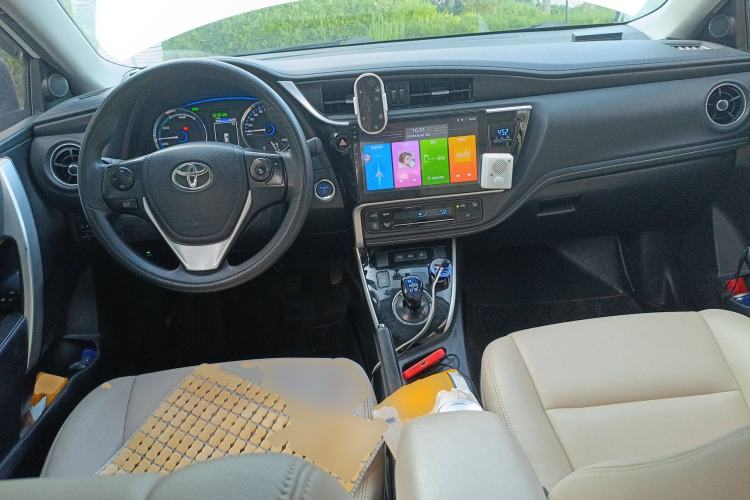 Used Toyota Corolla Hybrid E+ 2019 1.8L E-CVT Leading Edition Center Console