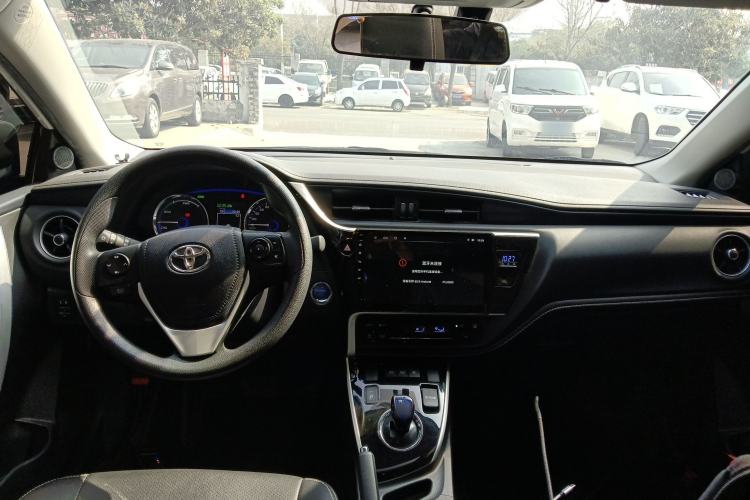 Used Toyota Corolla Hybrid E+ 2019 1.8L E-CVT Leading Edition Center Console