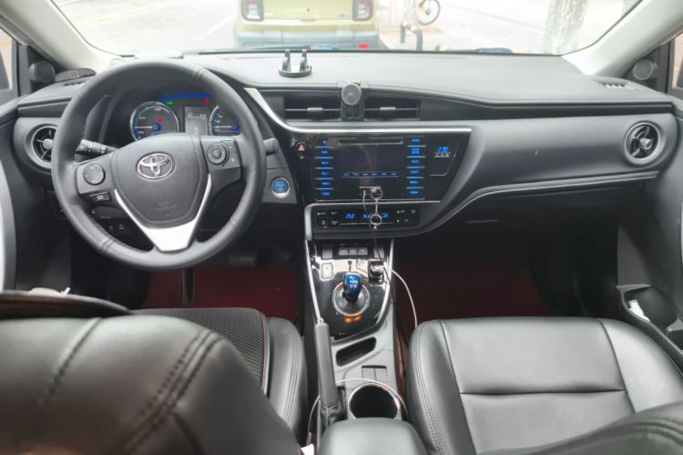 Used Toyota Corolla Hybrid E+ 2019 1.8L E-CVT Leading Edition Center Console