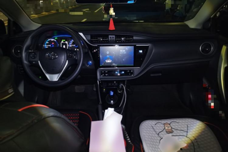 Used Toyota Corolla Hybrid E+ 2019 1.8L E-CVT Leading Edition Center Console