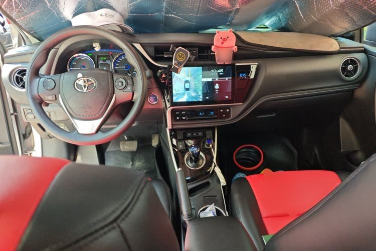 Used Toyota Corolla Hybrid E+ 2019 1.8L E-CVT Leading Edition Center Console
