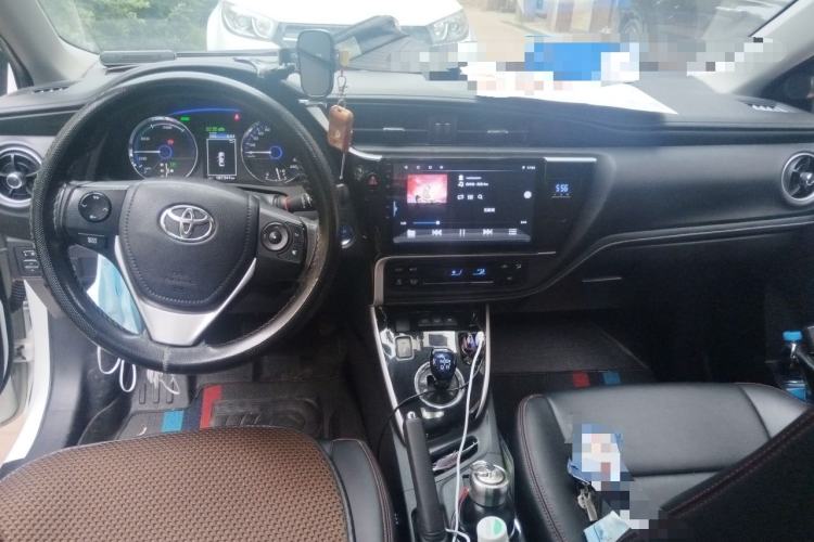 Used Toyota Corolla Hybrid E+ 2019 1.8L E-CVT Leading Edition Center Console