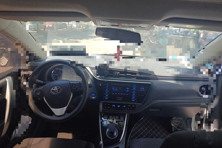 Used Toyota Corolla Hybrid E+ 2019 1.8L E-CVT Leading Edition Center Console