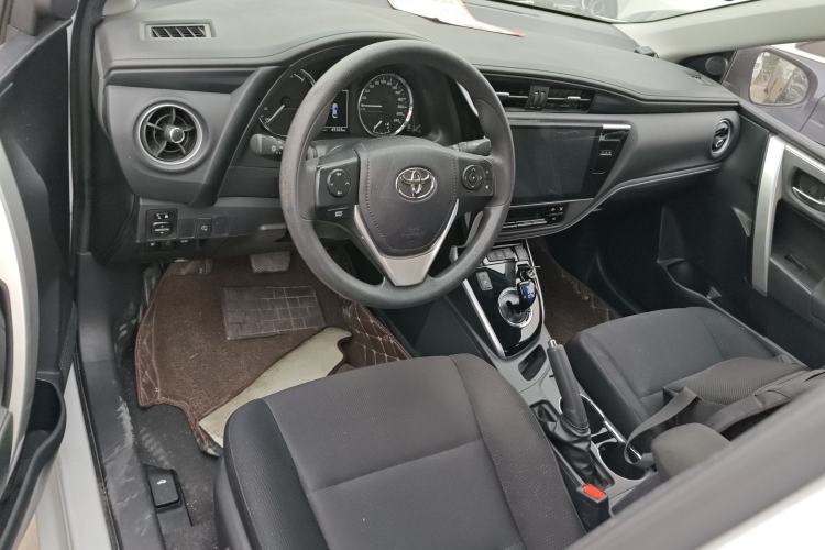 Used Toyota Corolla Hybrid E+ 2019 1.8L E-CVT Leading Edition Center Console