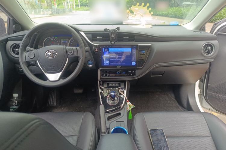 Used Toyota Corolla Hybrid E+ 2019 1.8L E-CVT Leading Edition Center Console