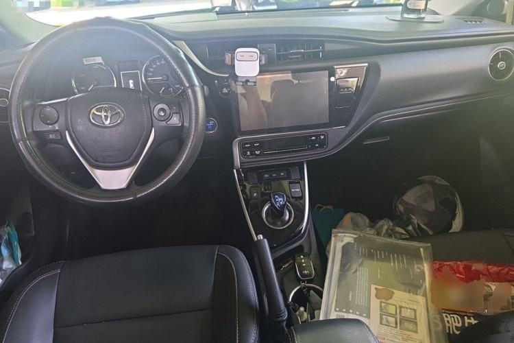Used Toyota Corolla Hybrid E+ 2019 1.8L E-CVT Leading Edition Center Console