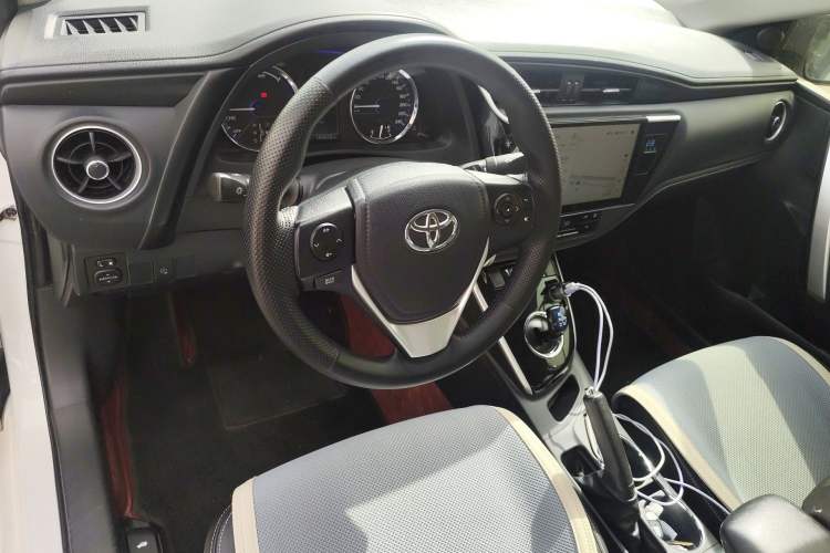 Used Toyota Corolla Hybrid E+ 2019 1.8L E-CVT Leading Edition Center Console