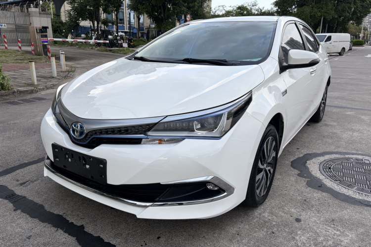 Ojetý Toyota Corolla Hybrid E+ 2019 1.8L E-CVT Leading Edition Guazi used car, China used car export, Used car for sale, Used cars, Cheapest cars for sale